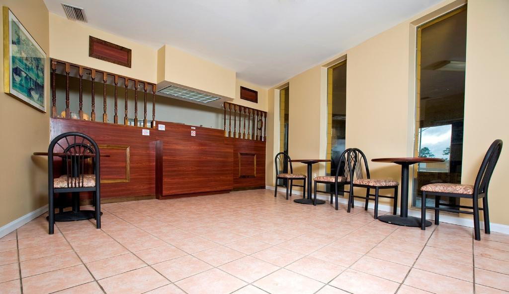 Budget Inn - Palatka Restaurace fotografie